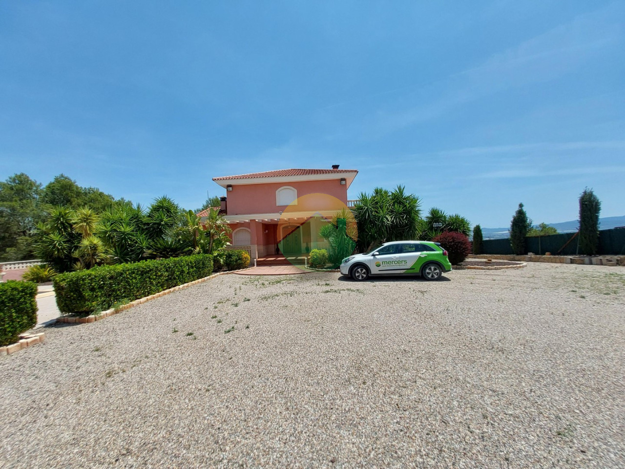 8 Bedroom  Country Villa For Sale