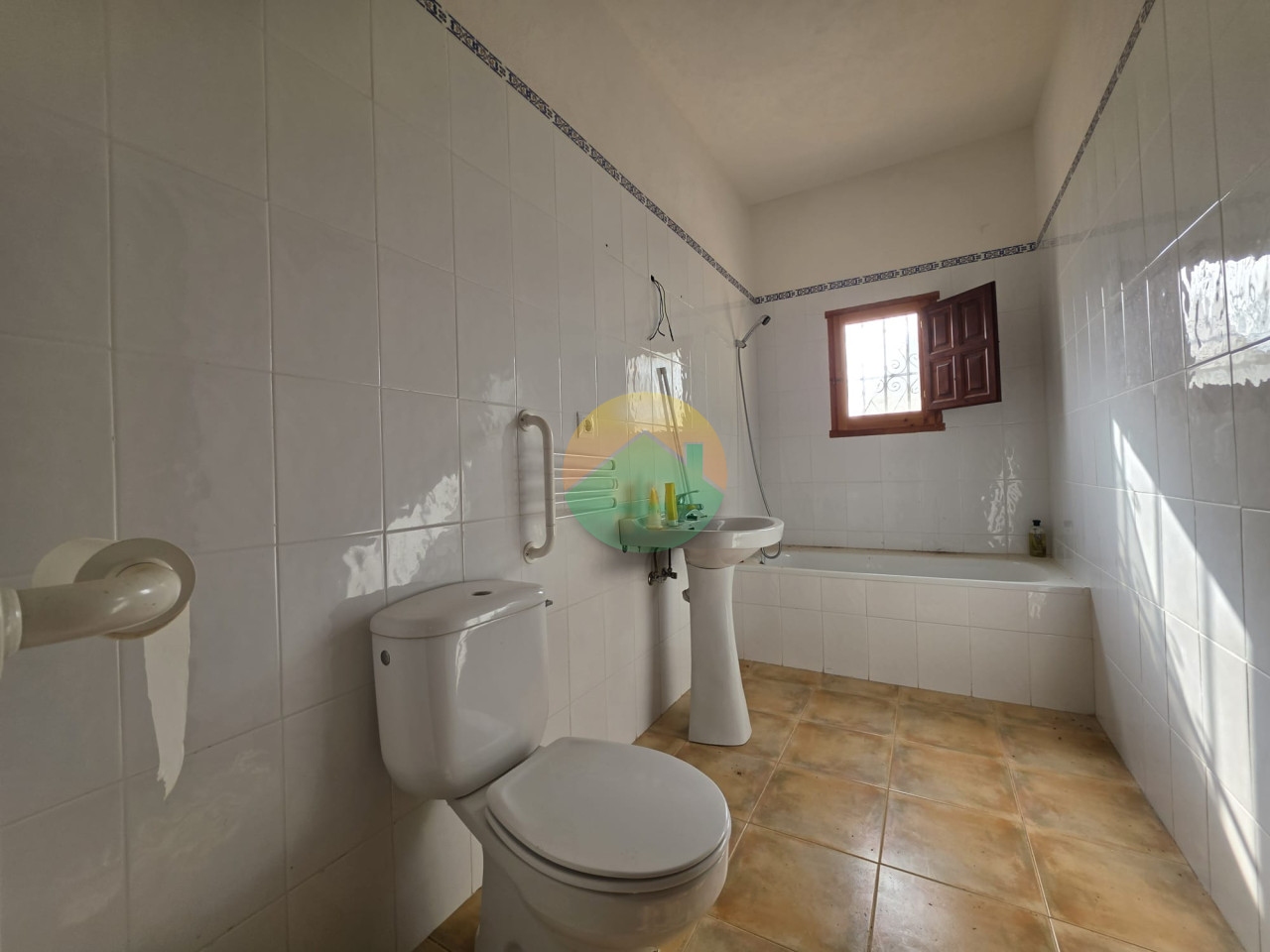 4 Bedroom Country house For Sale