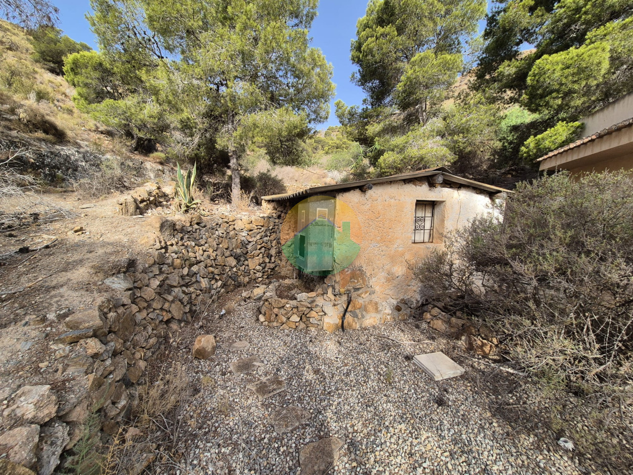 4 Bedroom Country house For Sale