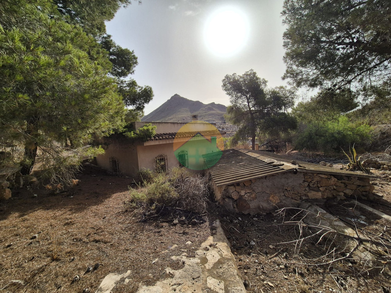4 Bedroom Country house For Sale