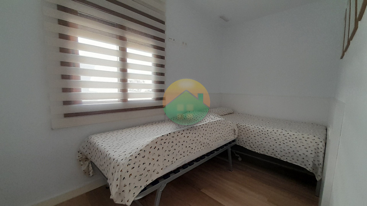2 Bedroom Top floor Apartment For Sale