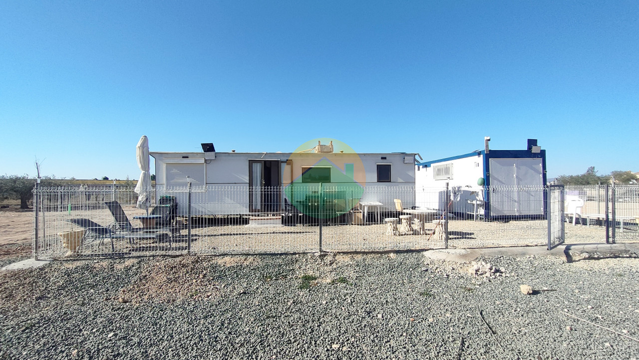 Plot with mobile home for sale in Alhama Murcia