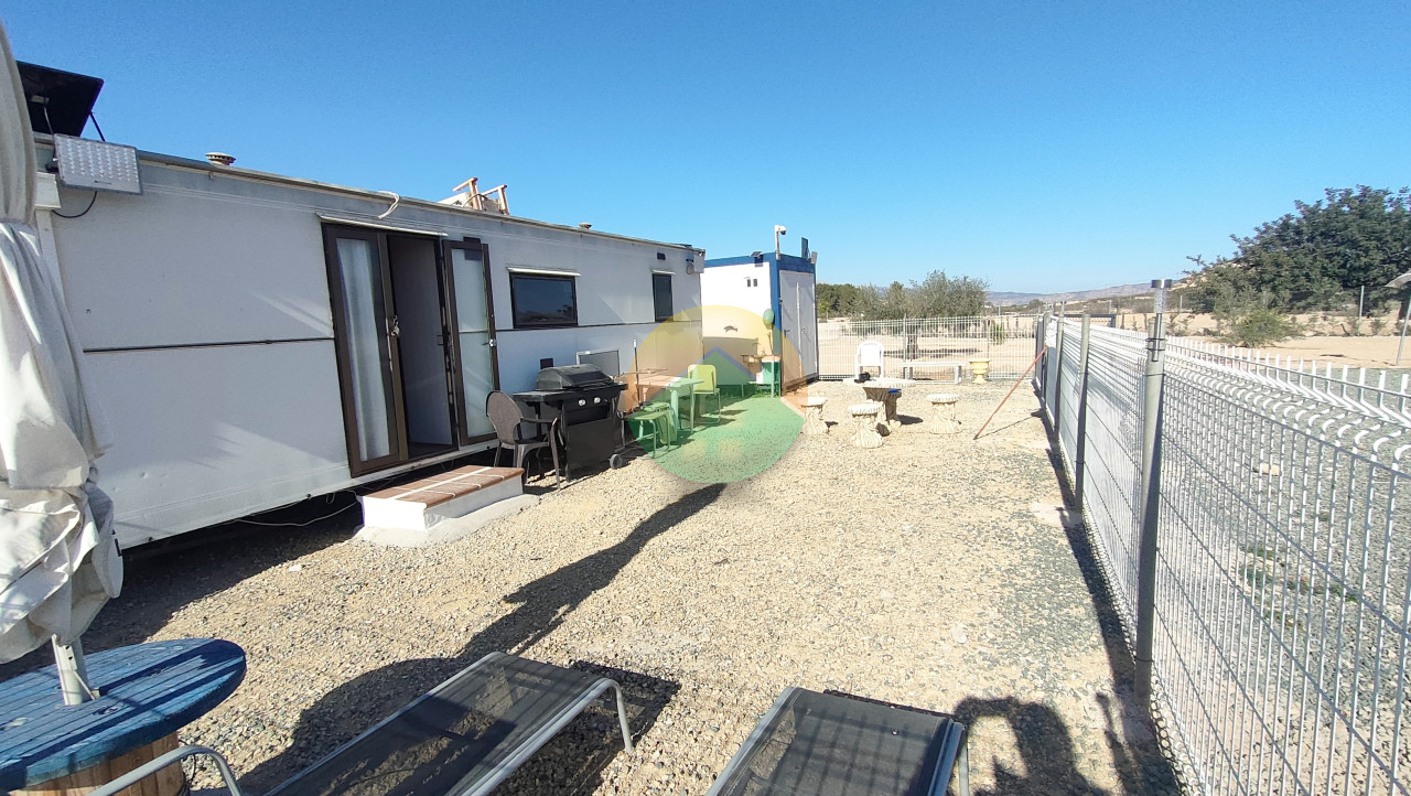 Plot with mobile home for sale in Alhama Murcia