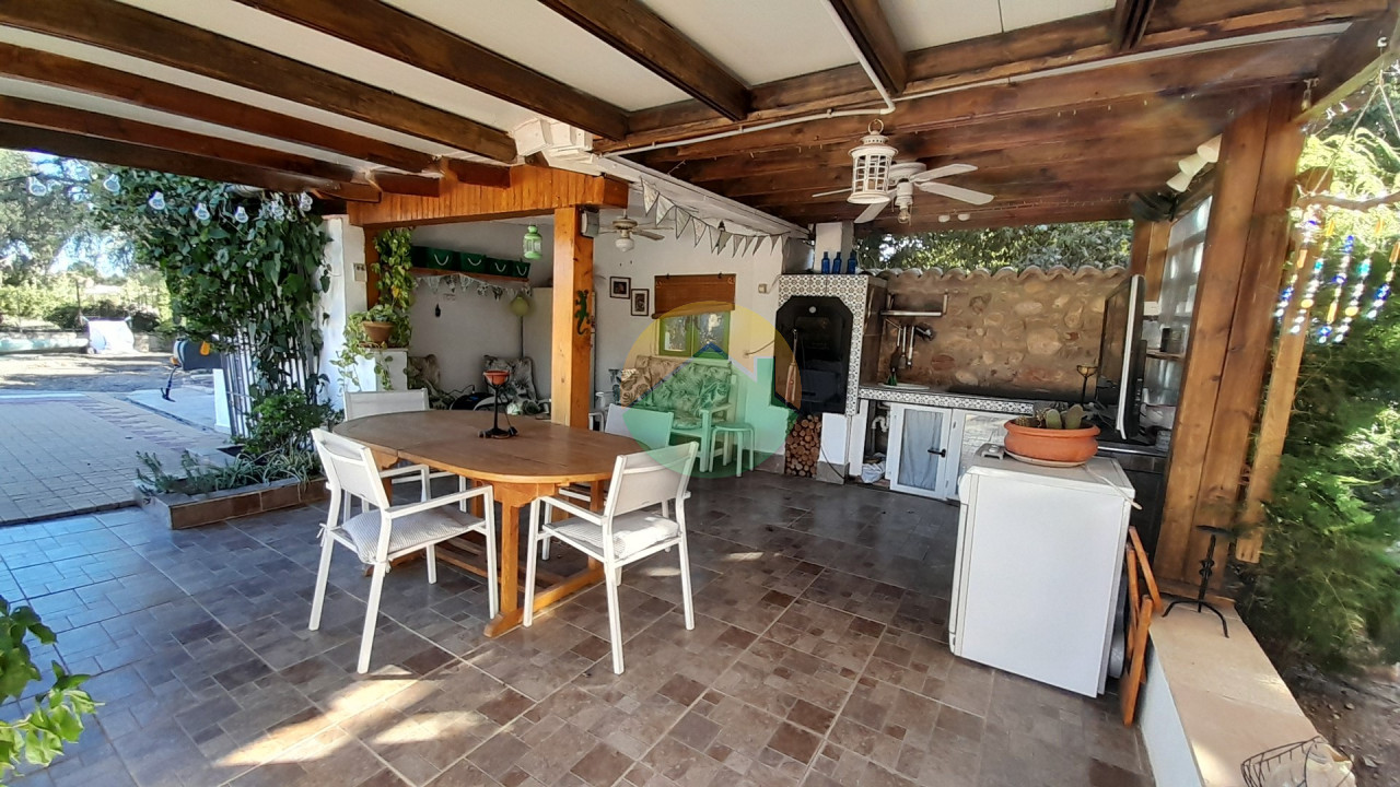 3 Bedroom Detached For Sale