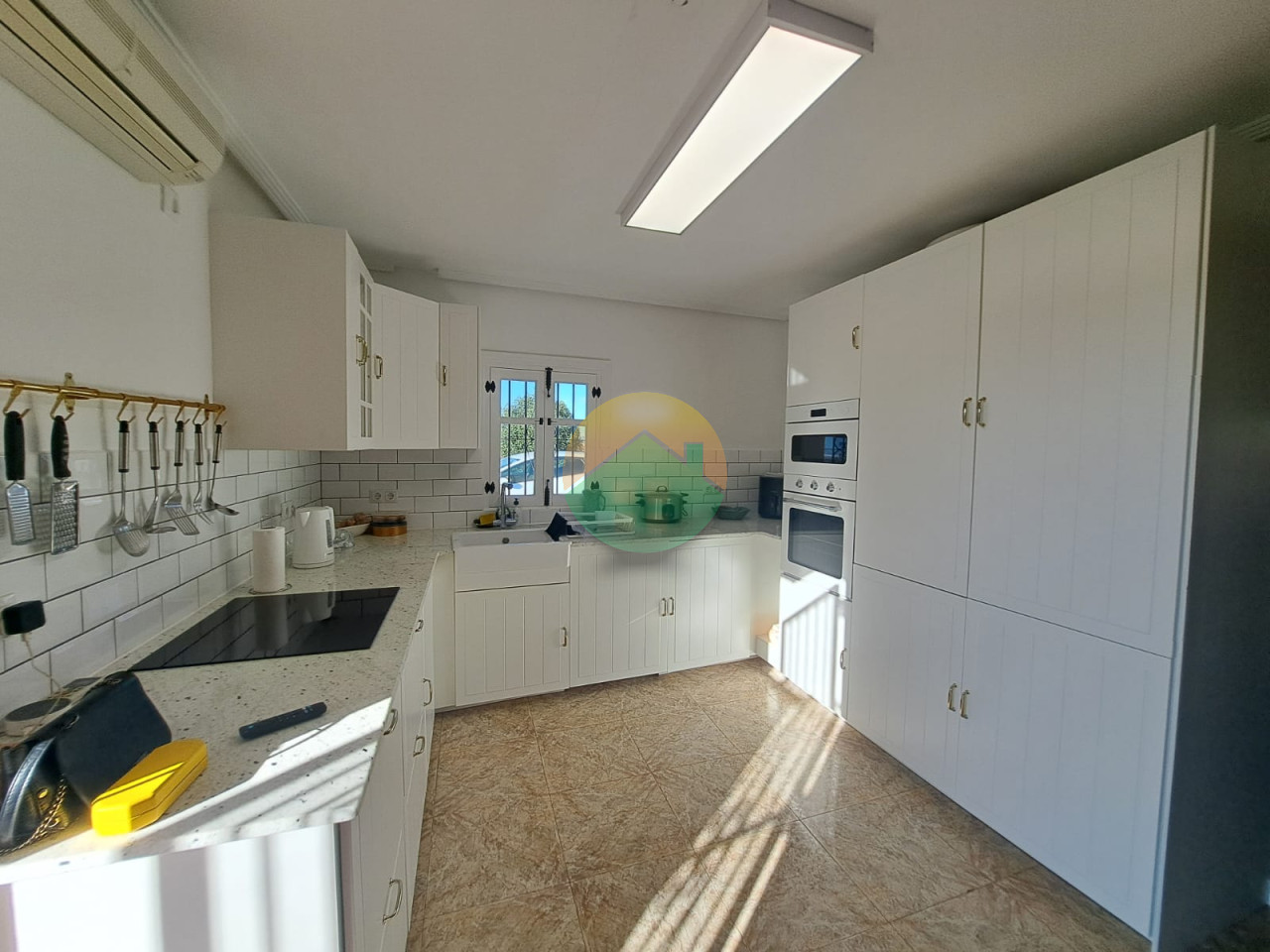 5 Bedroom Country house For Sale