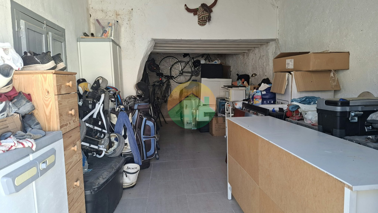 3 Bedroom Terraced For Sale