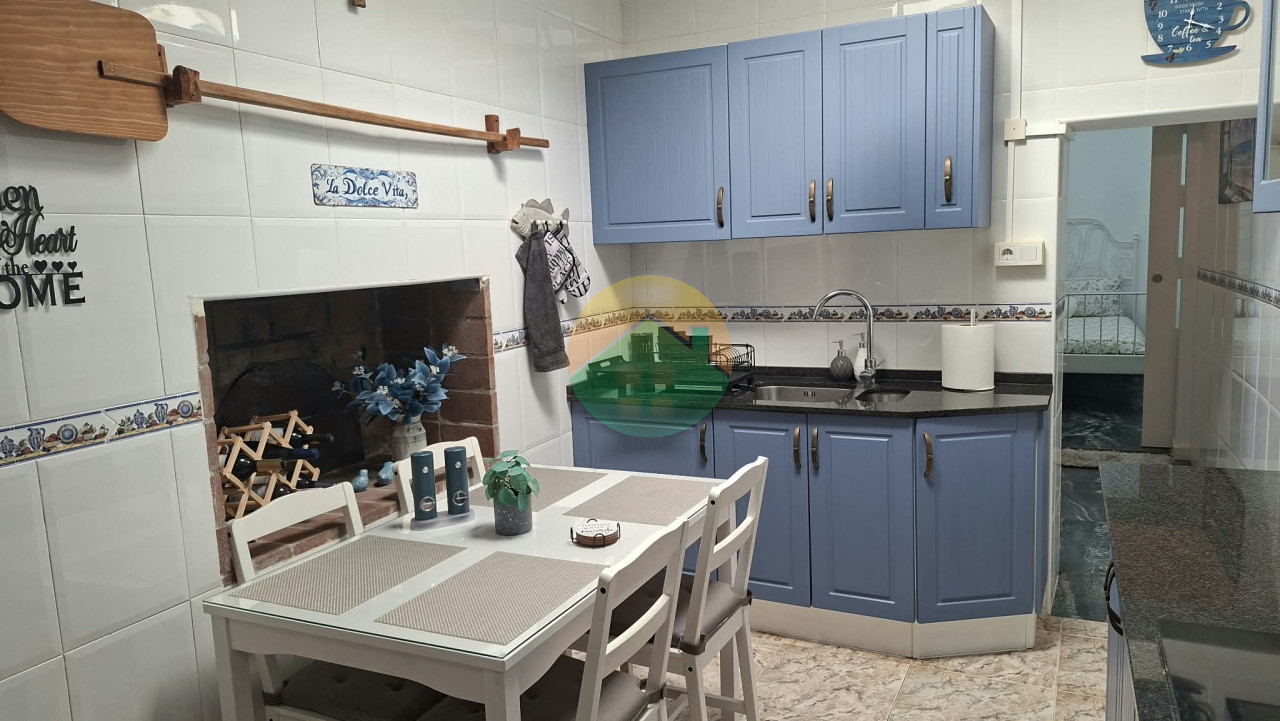 3 Bedroom Terraced For Sale