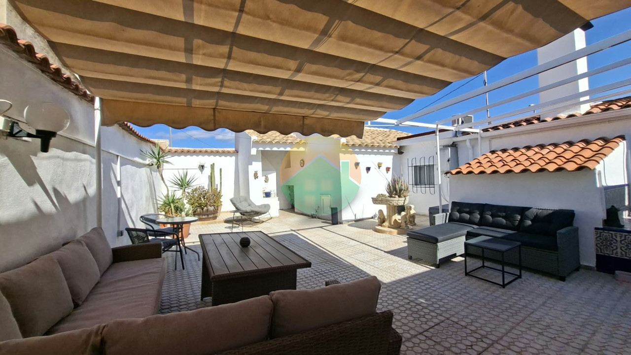 3 Bedroom Terraced For Sale