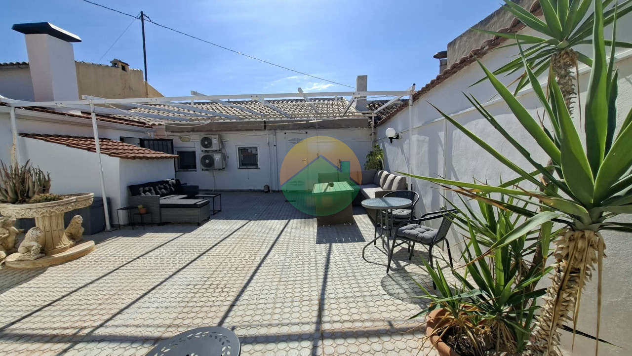 3 Bedroom Terraced For Sale
