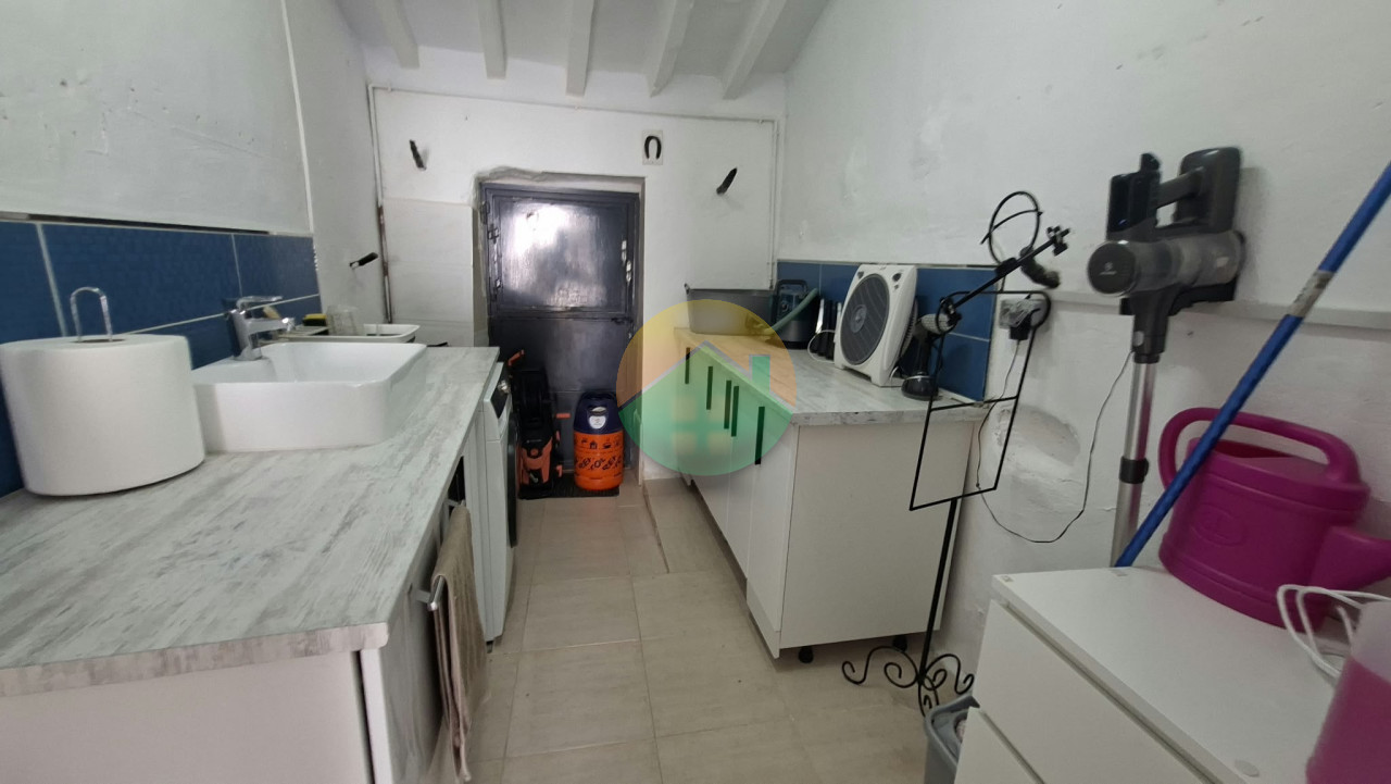 3 Bedroom Terraced For Sale