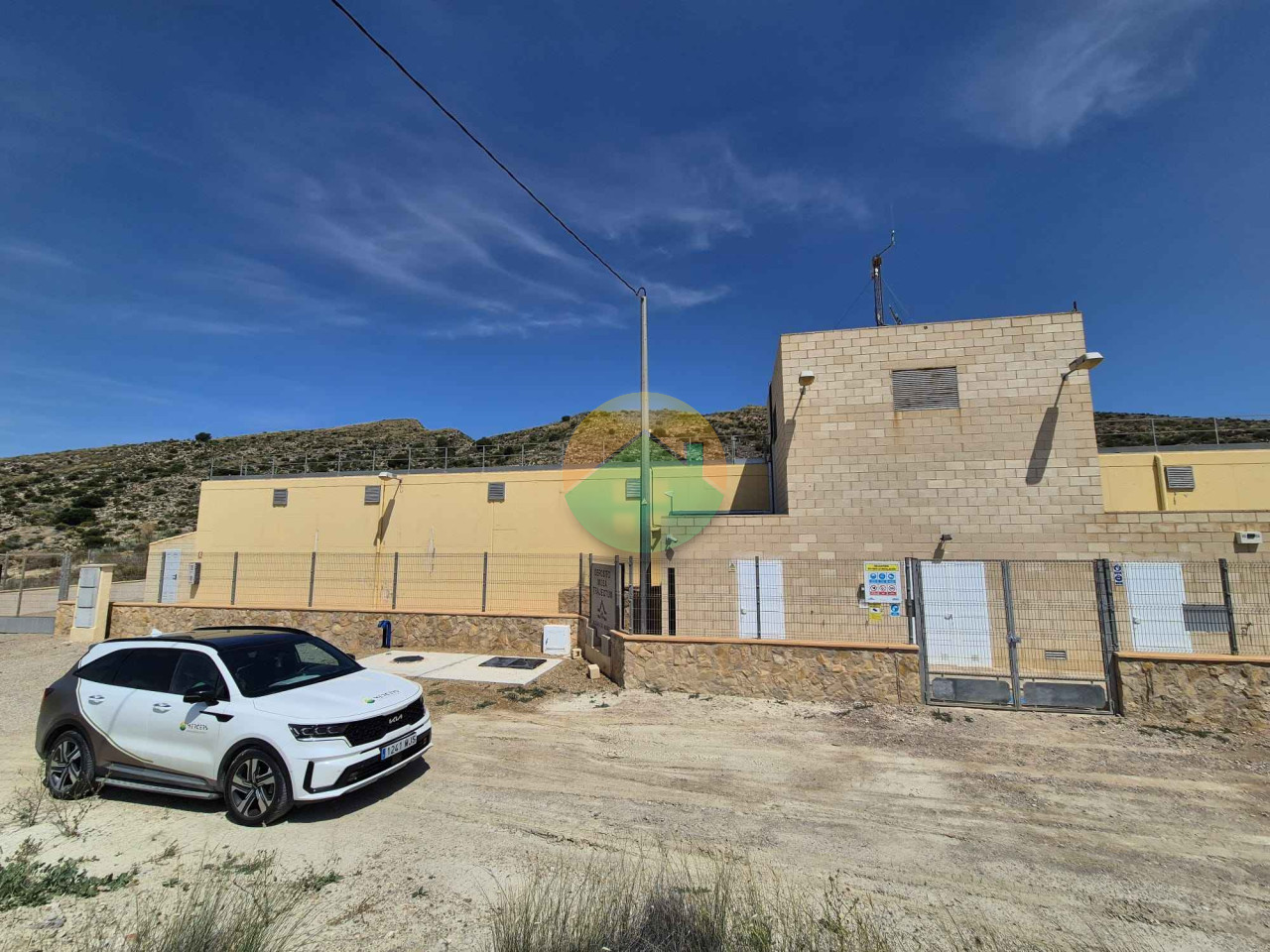 Commercial centre & 10 Plots