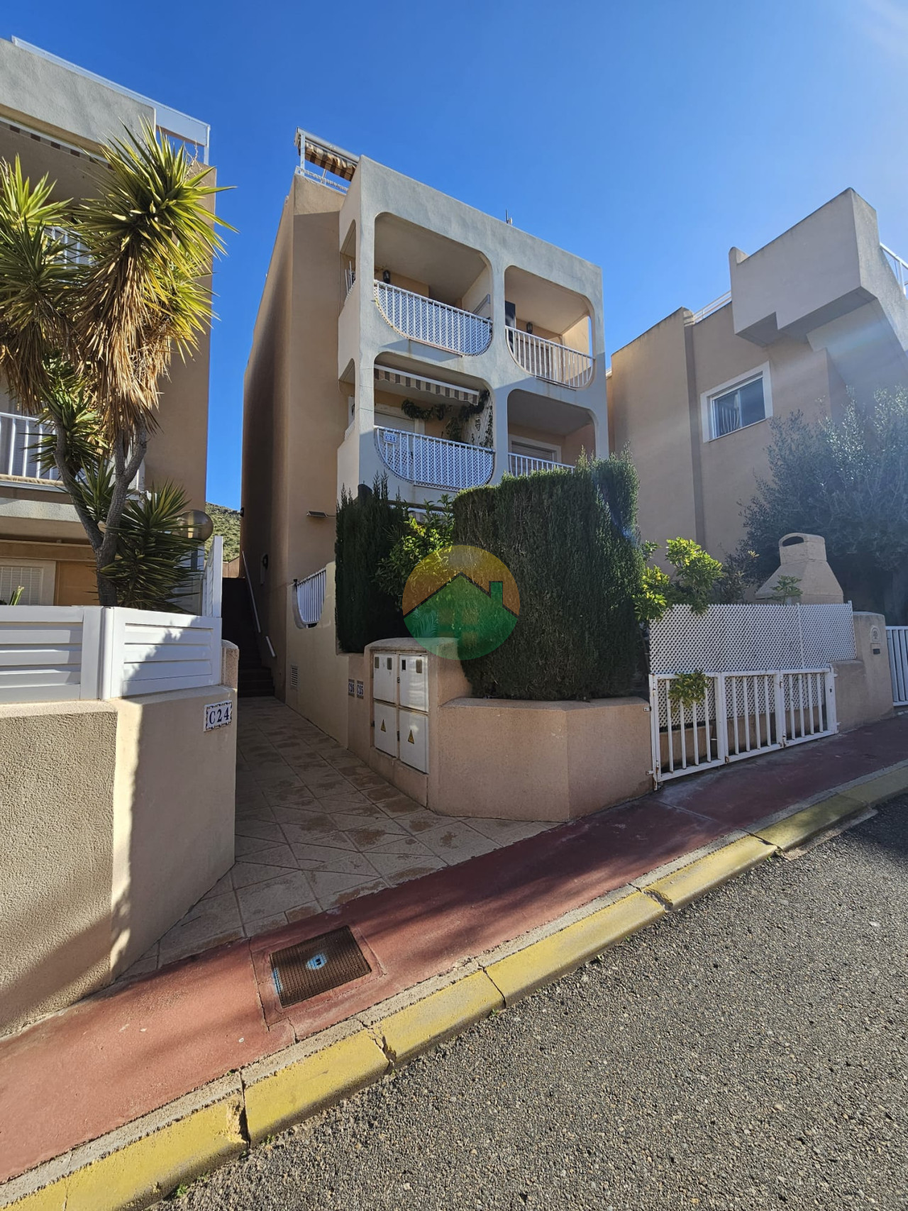 2 Bedroom Duplex Apartment For Sale