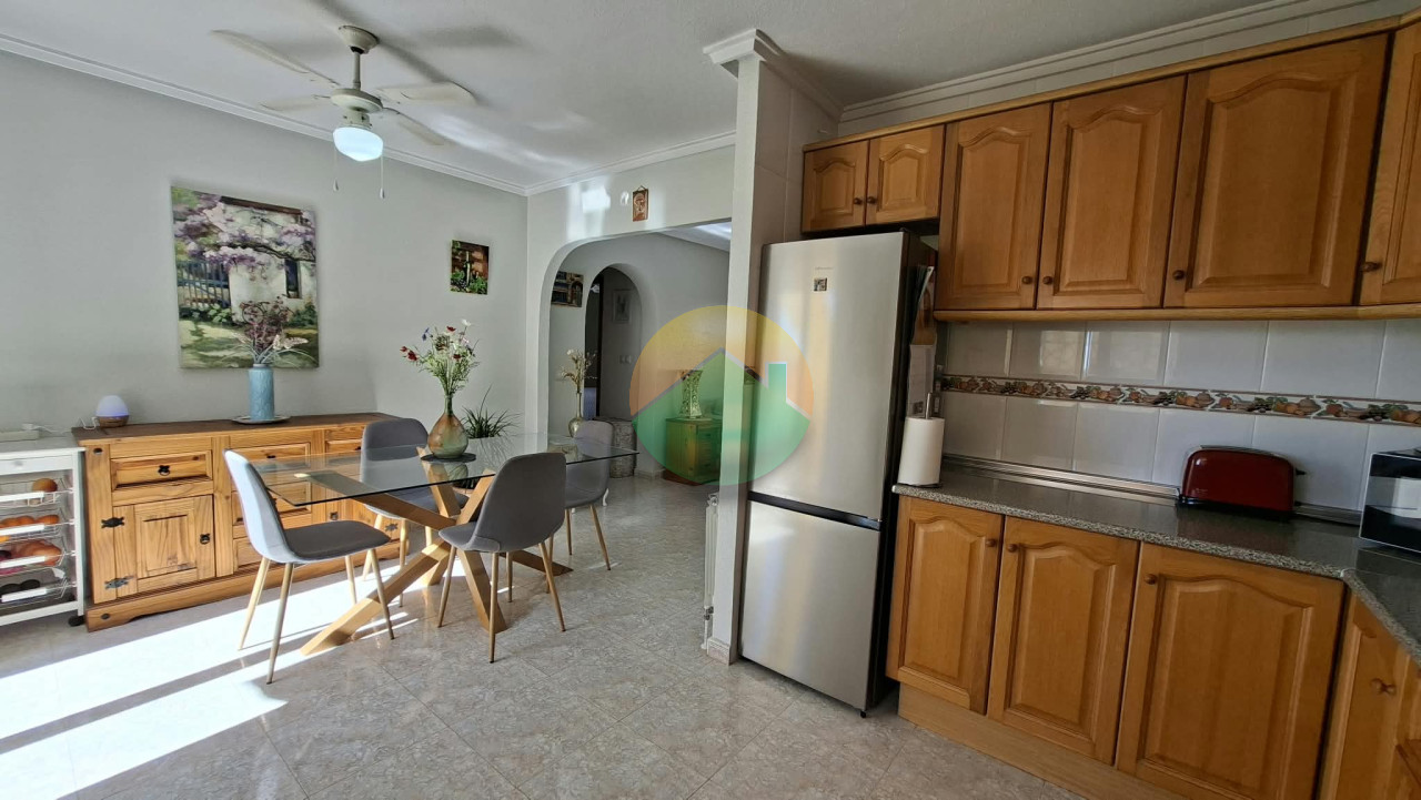 2 Bedroom Detached For sale