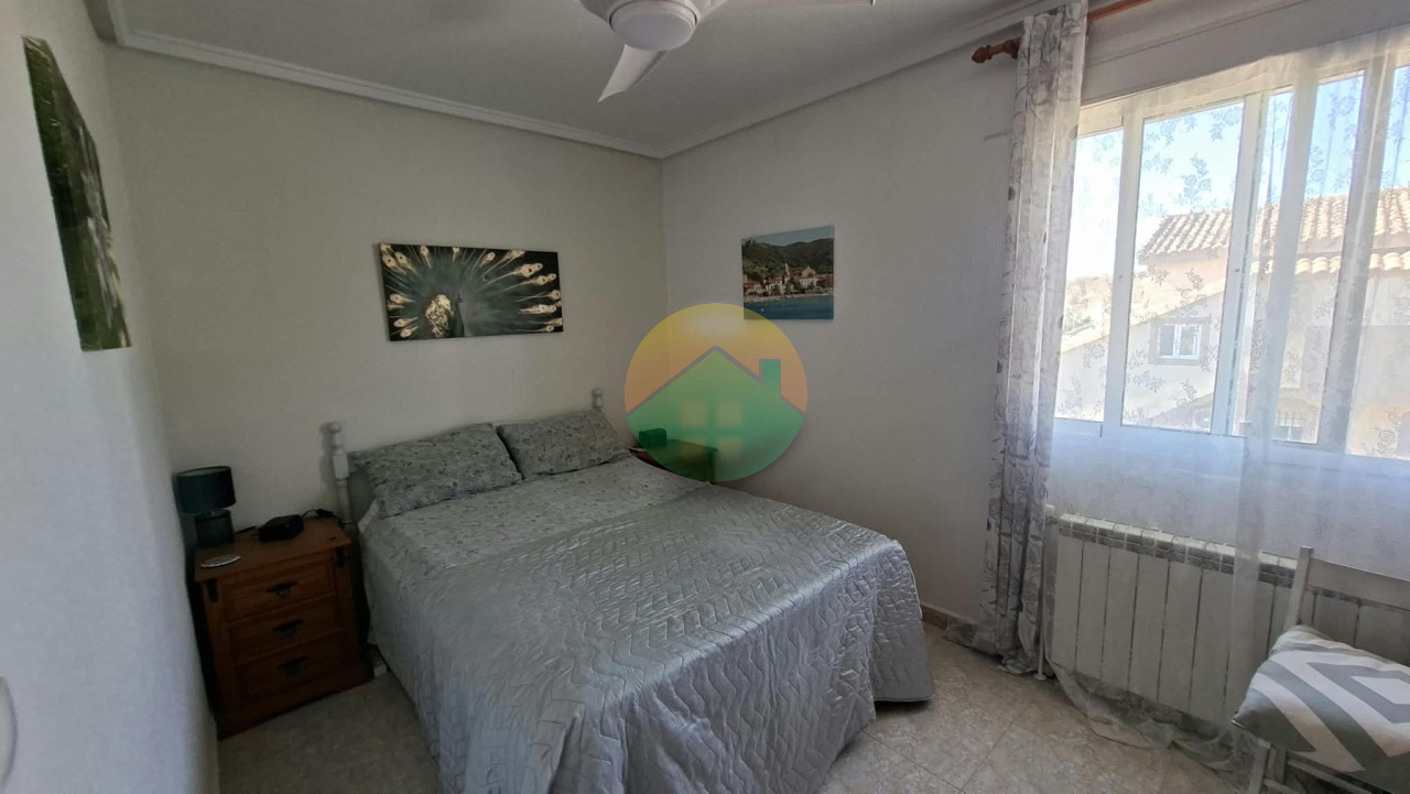 2 Bedroom Detached For sale