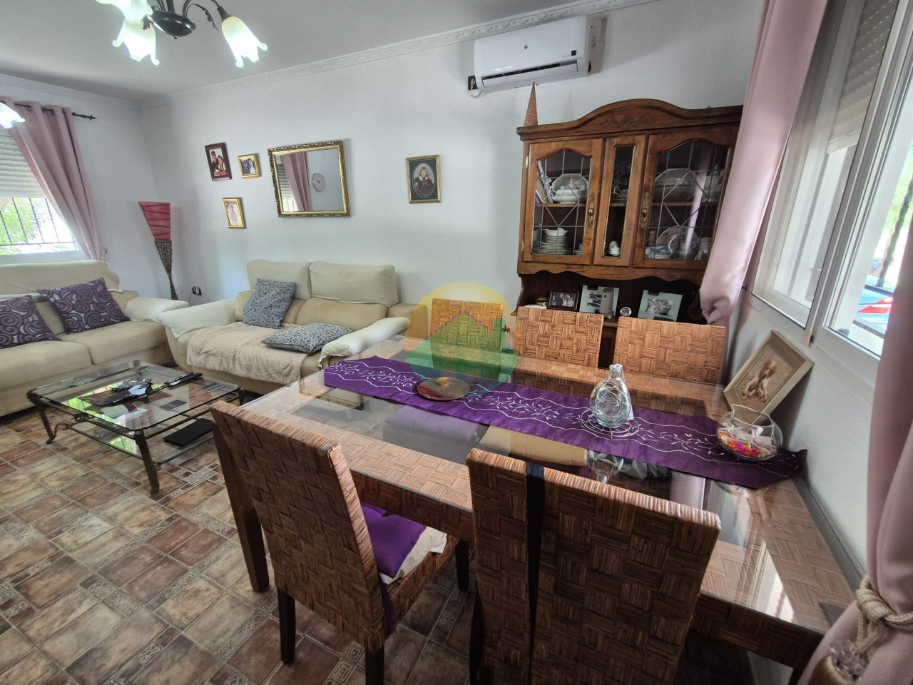 3 Bedroom Country House For Sale