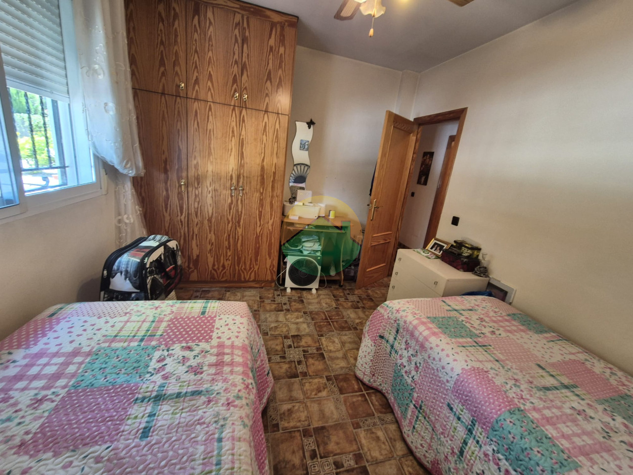 3 Bedroom Country House For Sale