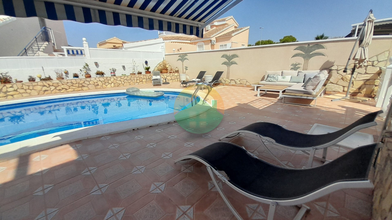 4 Bedroom Detached For Sale