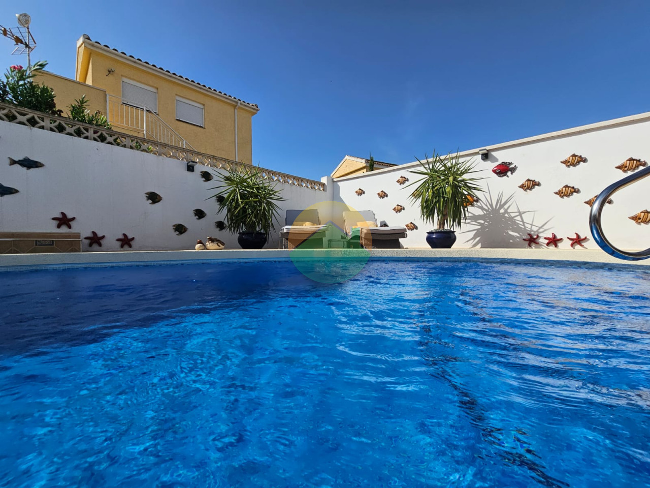 3 Bedroom Detached For Sale