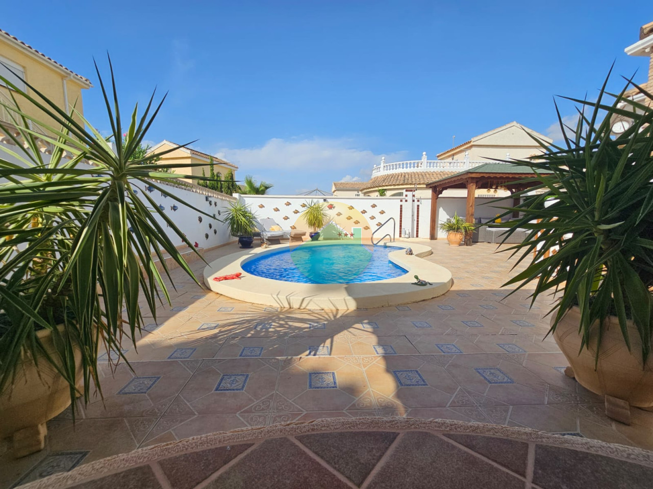 3 Bedroom Detached For Sale