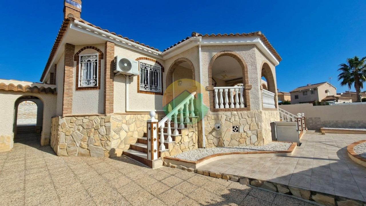 3 Bedroom Detached For Sale