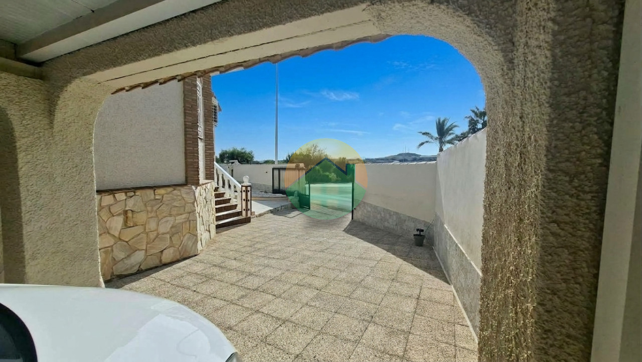 3 Bedroom Detached For Sale