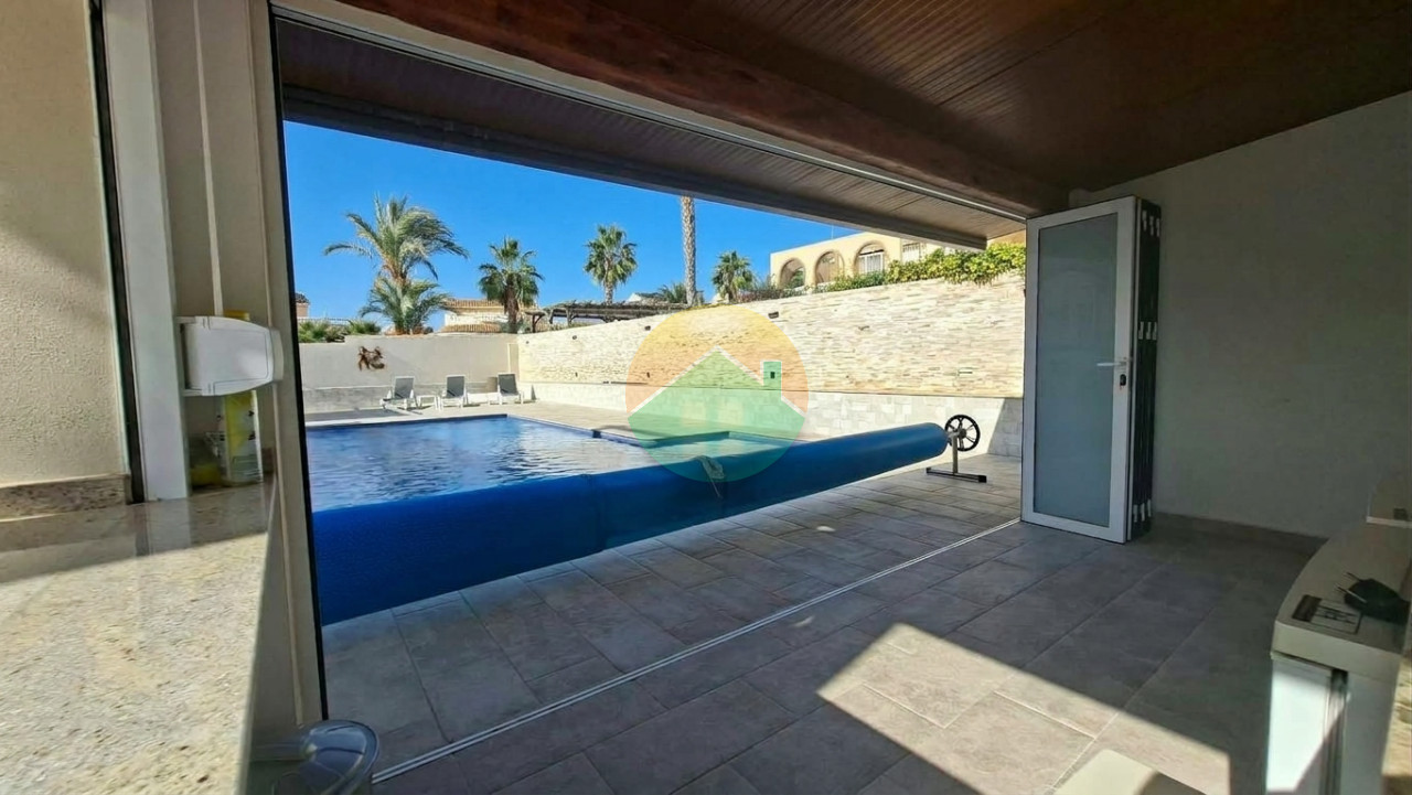 3 Bedroom Detached For Sale