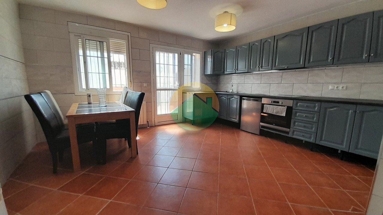 3 Bedroom Detached For Sale