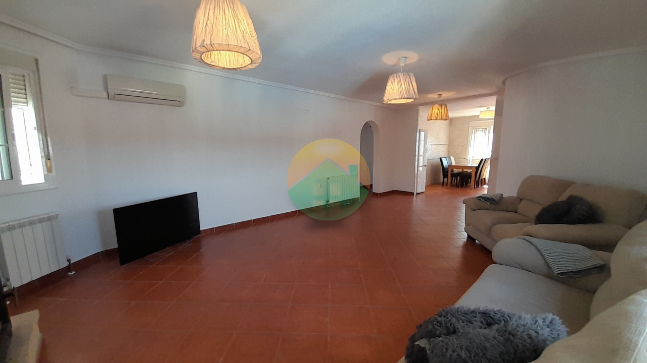 3 Bedroom Detached For Sale