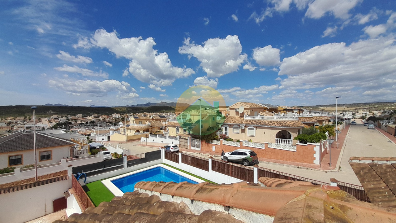 3 Bedroom Detached For Sale