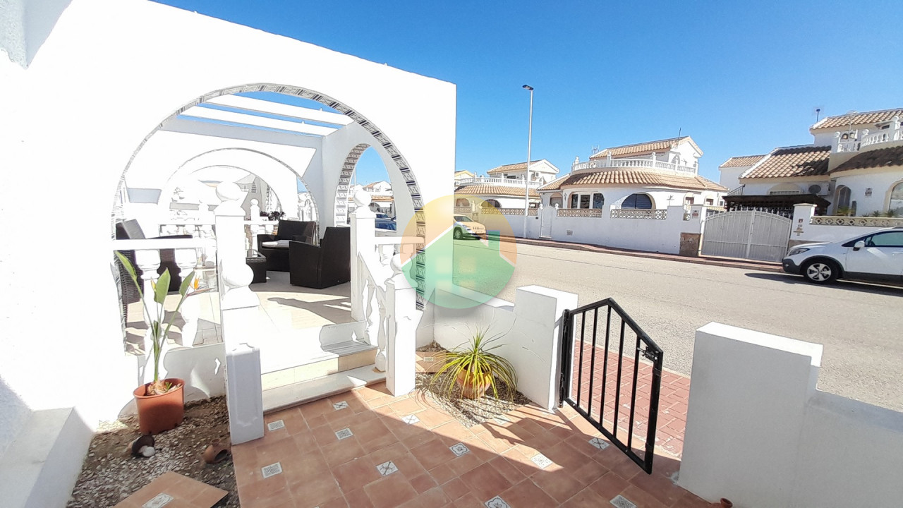 2 Bedroom Terraced For Sale