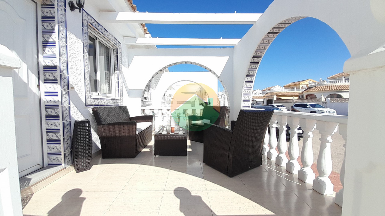 2 Bedroom Terraced For Sale