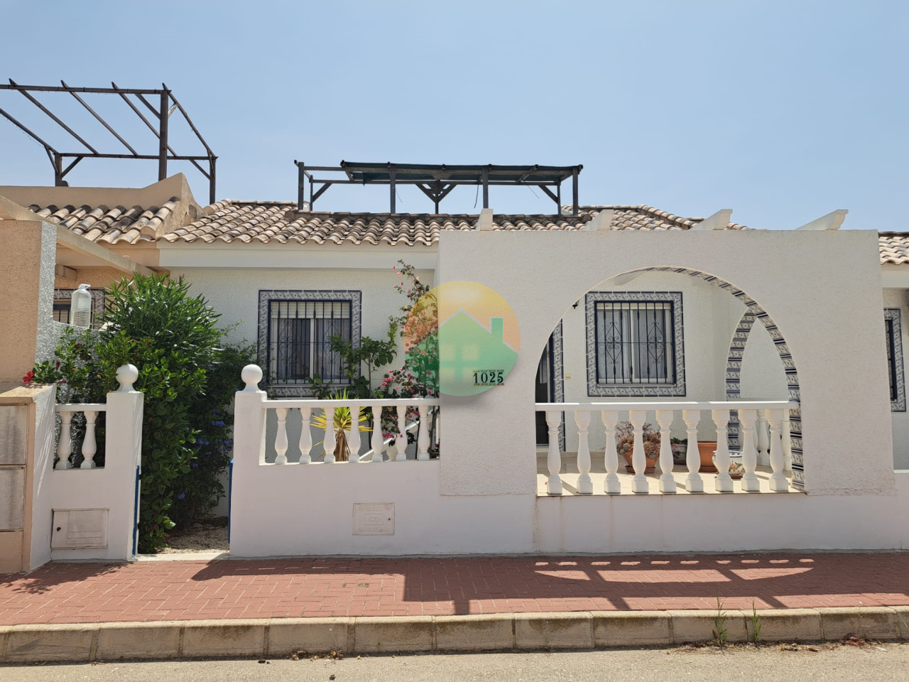 2 Bedroom Terraced For Sale