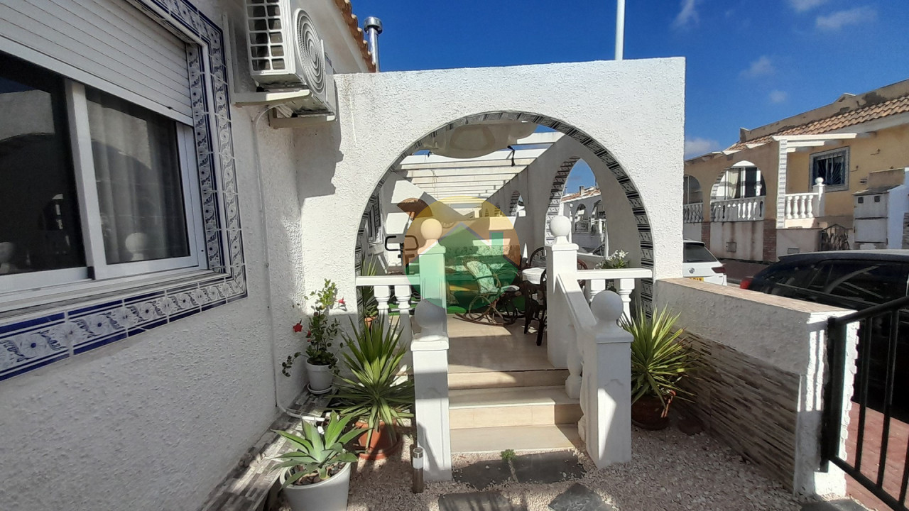 2 Bedroom Terraced For Sale