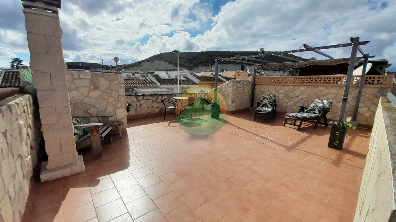 2 Bedroom Terraced For Sale