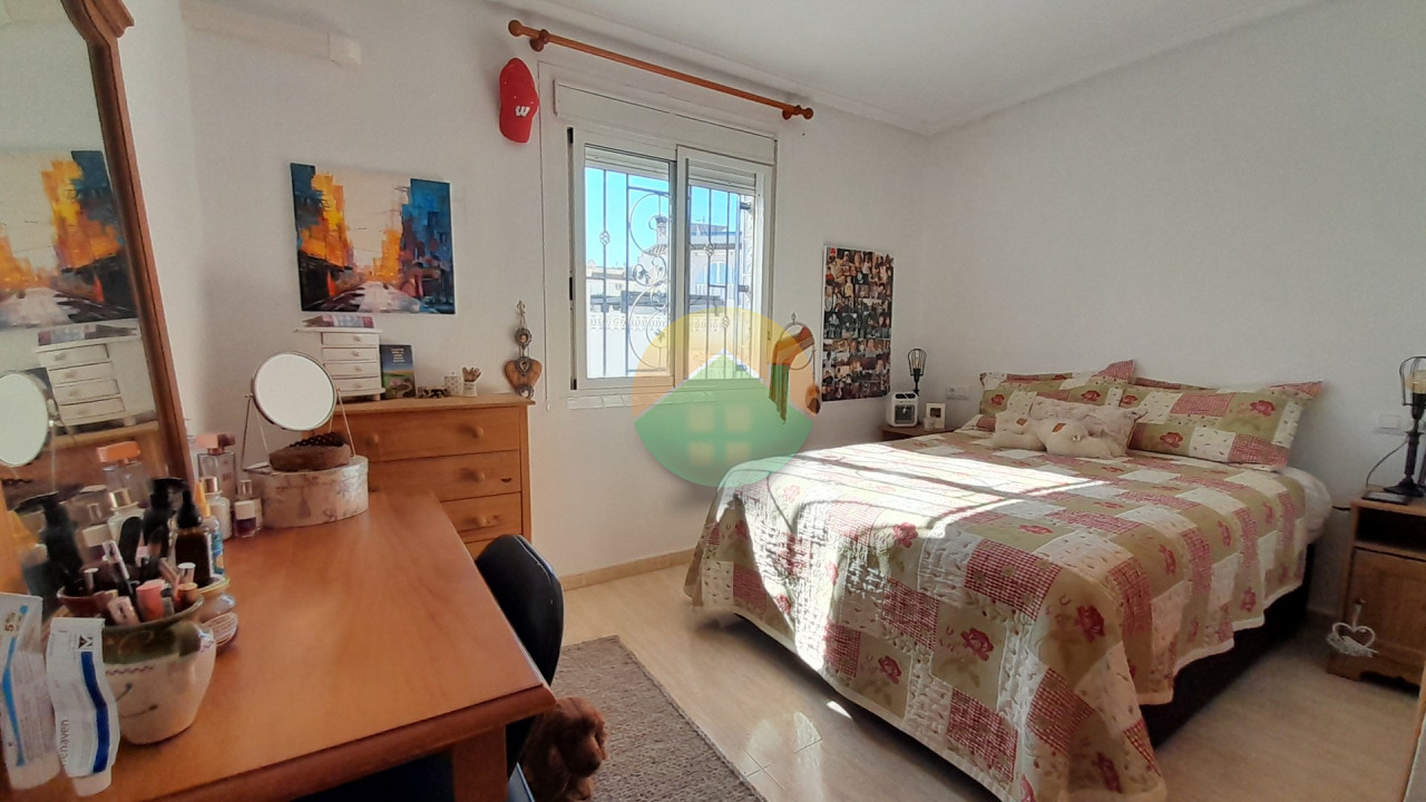 2 Bedroom Terraced For Sale