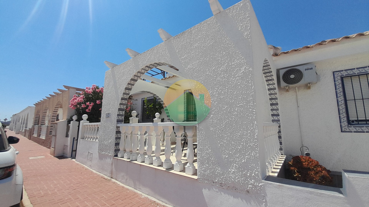 2 Bedroom Terraced For Sale