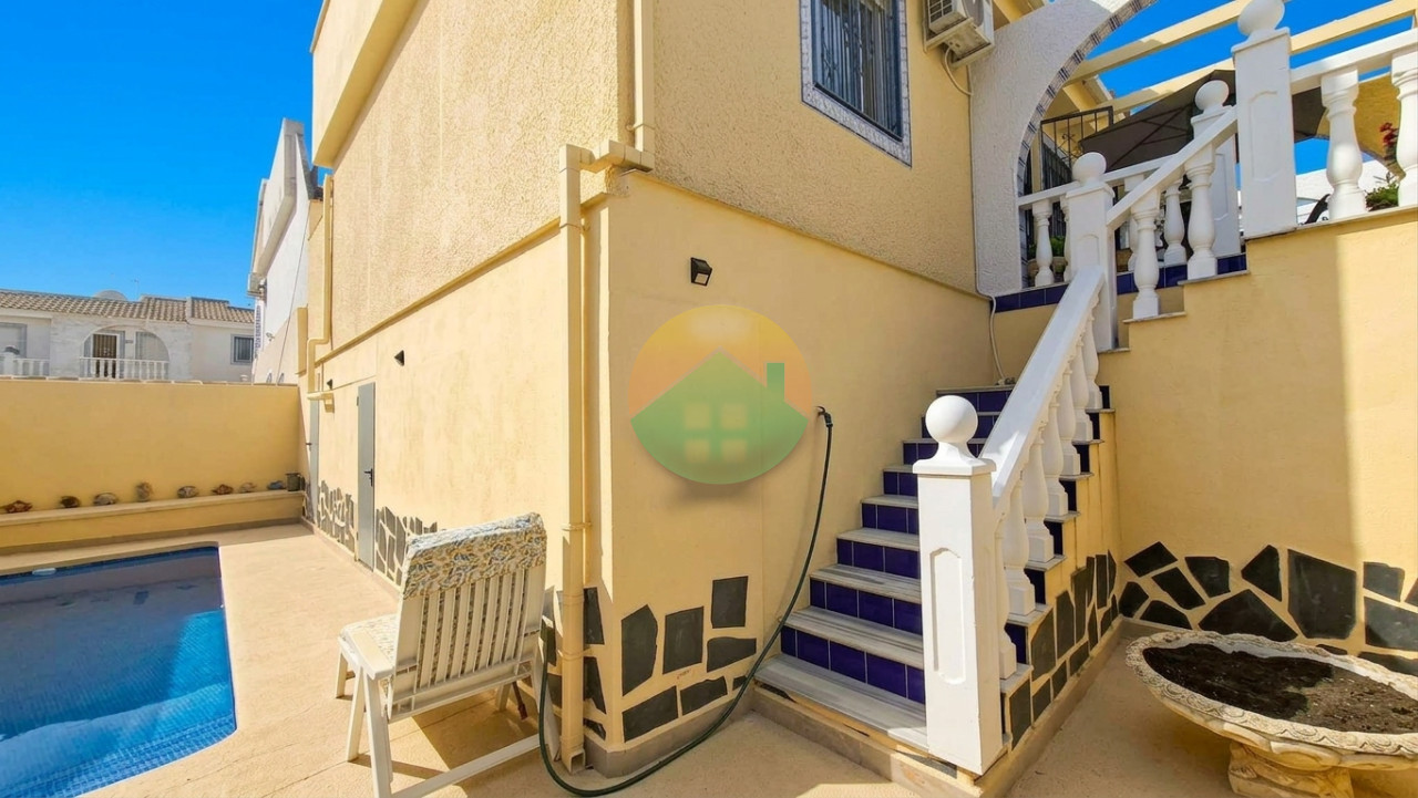 2 Bedroom terraced for Sale