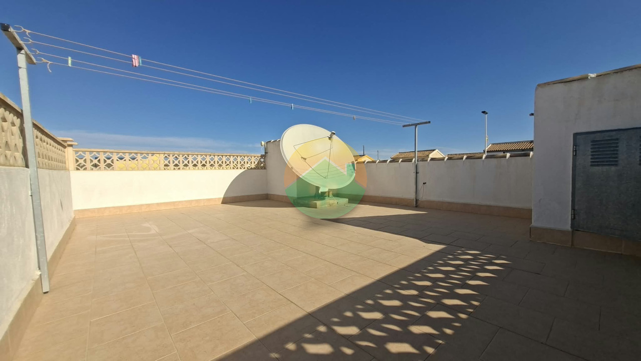2 Bedroom Terraced For Sale