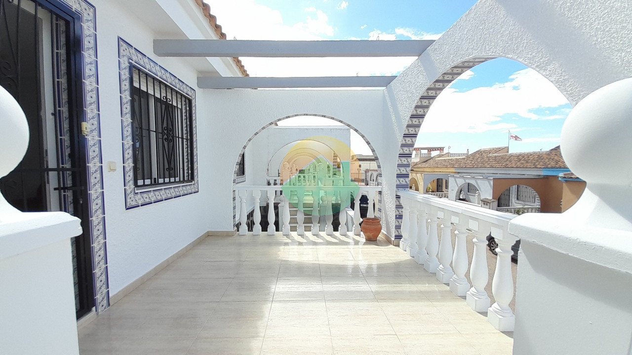 2 Bedroom Terraced For Sale