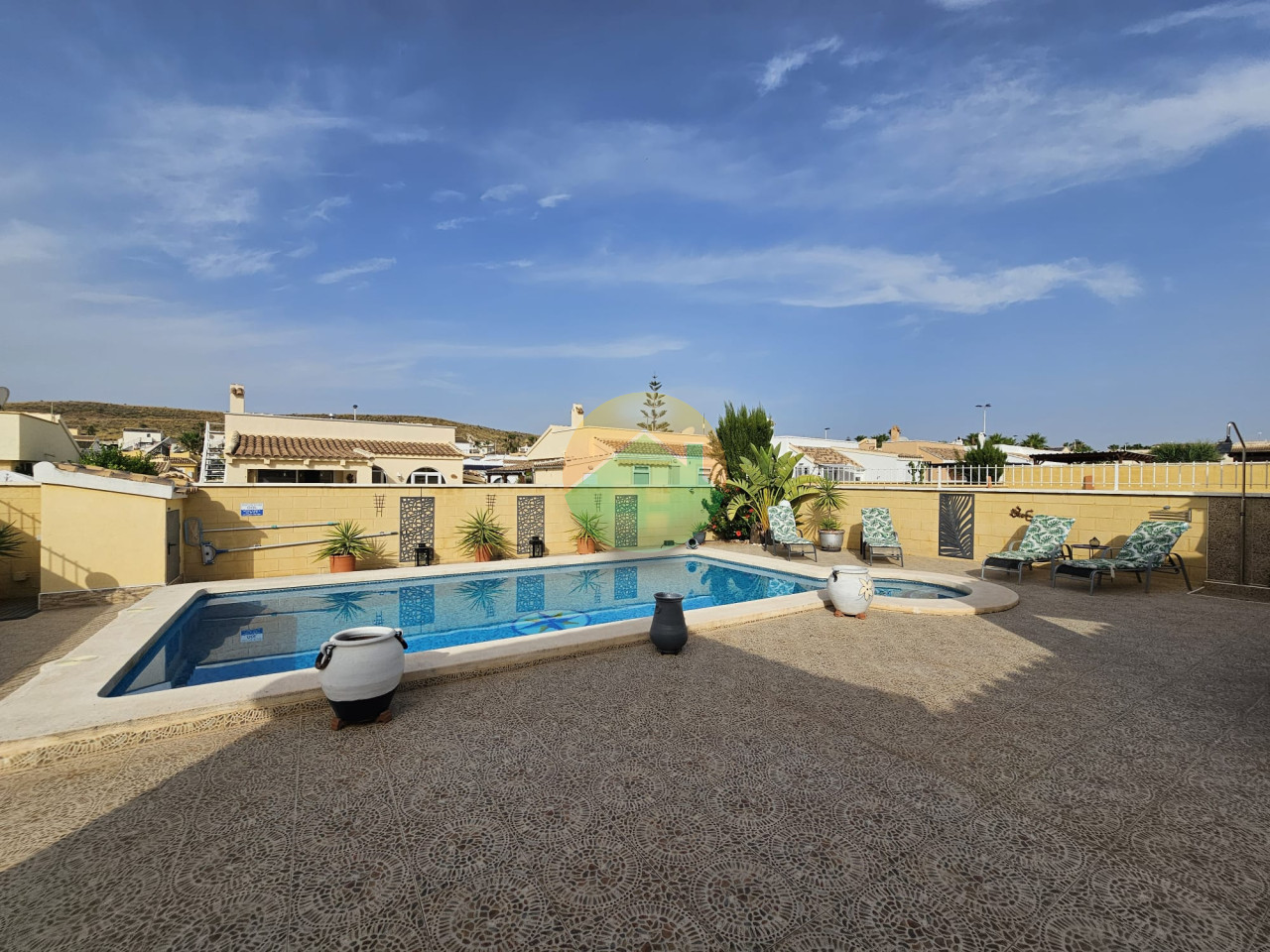 2 Bedroom Detached For Sale