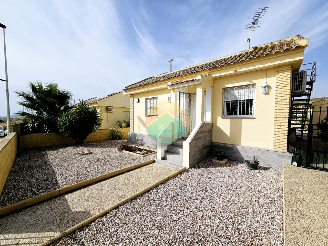 2 Bedroom Detached For Sale