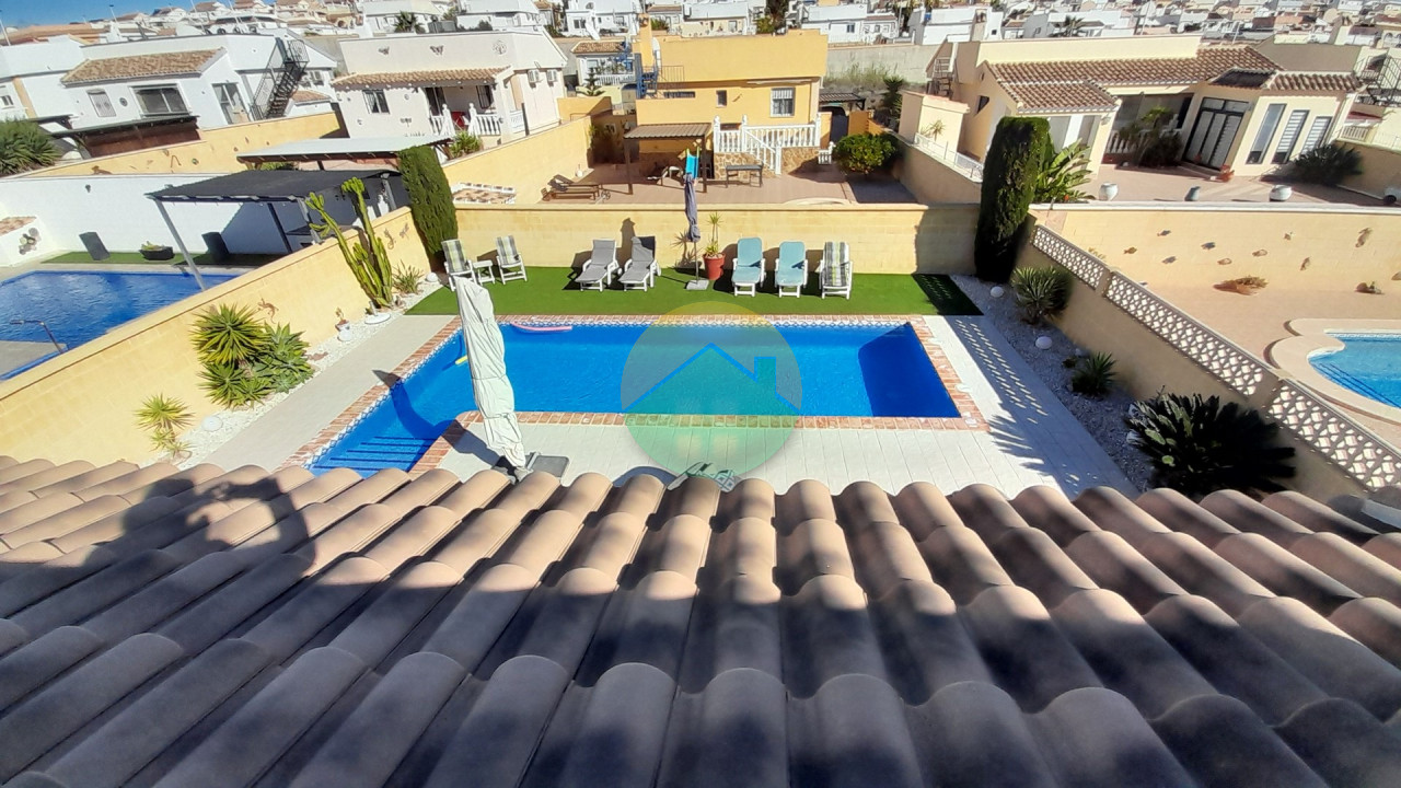 2 Bedroom Detached For Sale