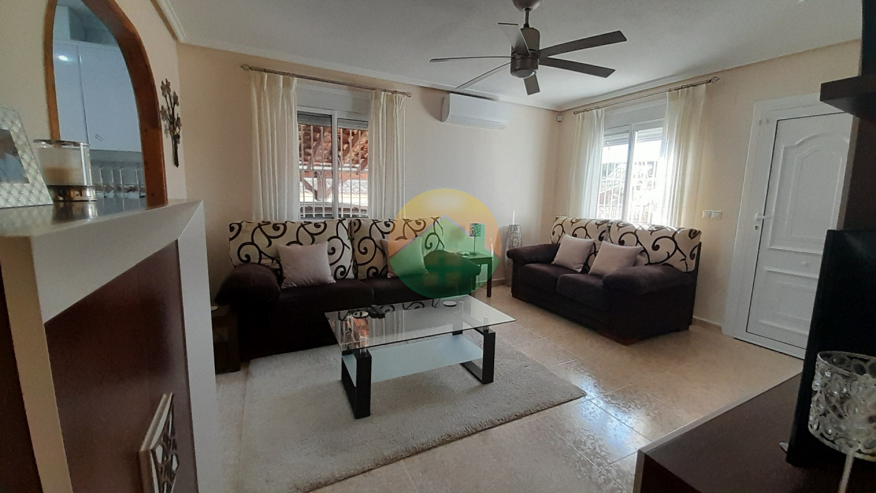 2 Bedroom Detached For Sale