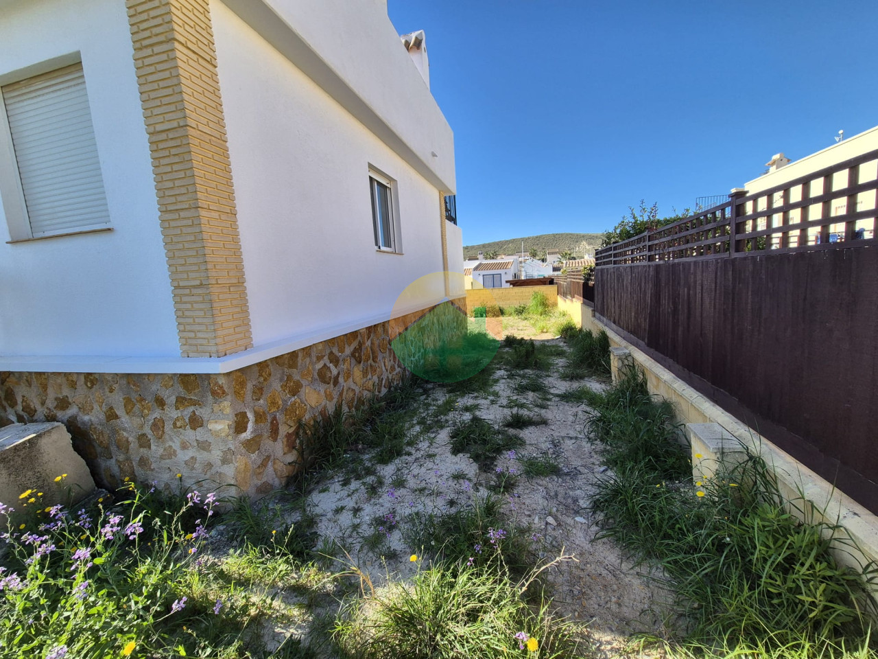 2 Bedroom Detached For Sale