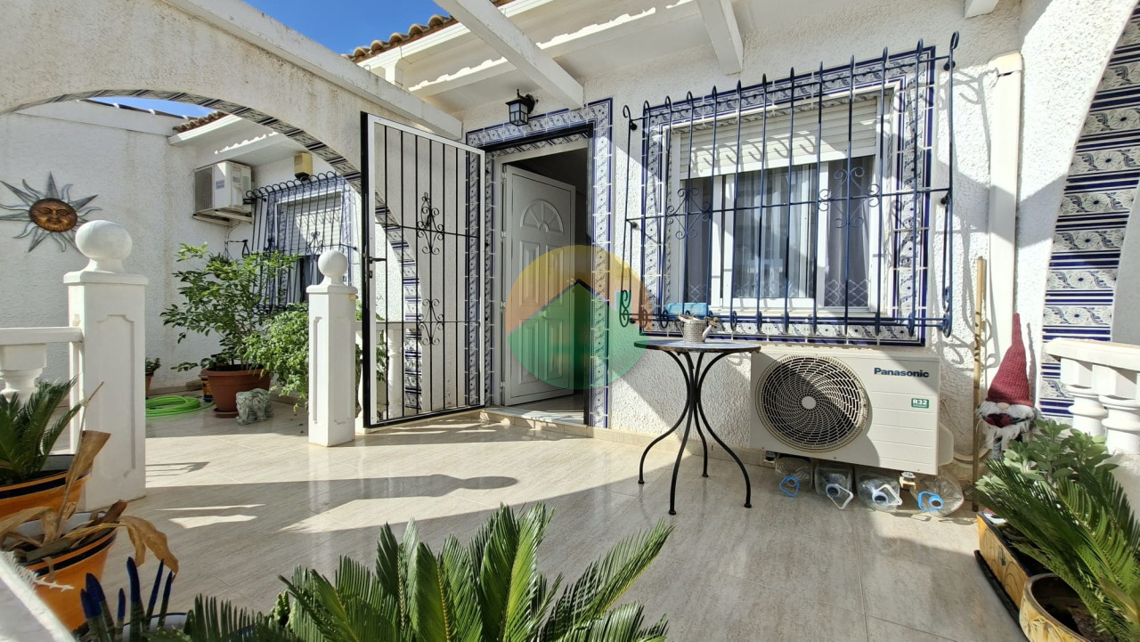 2 Bedroom Terraced For Sale