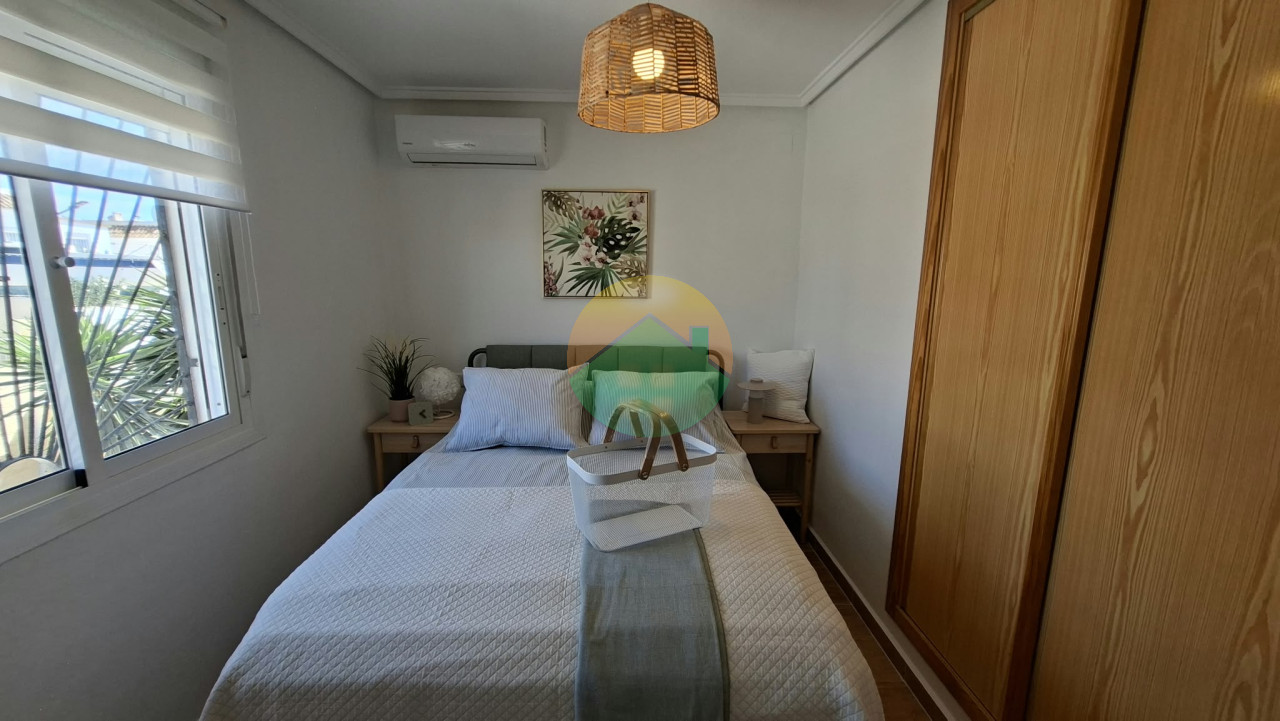 2 Bedroom Detached For sale