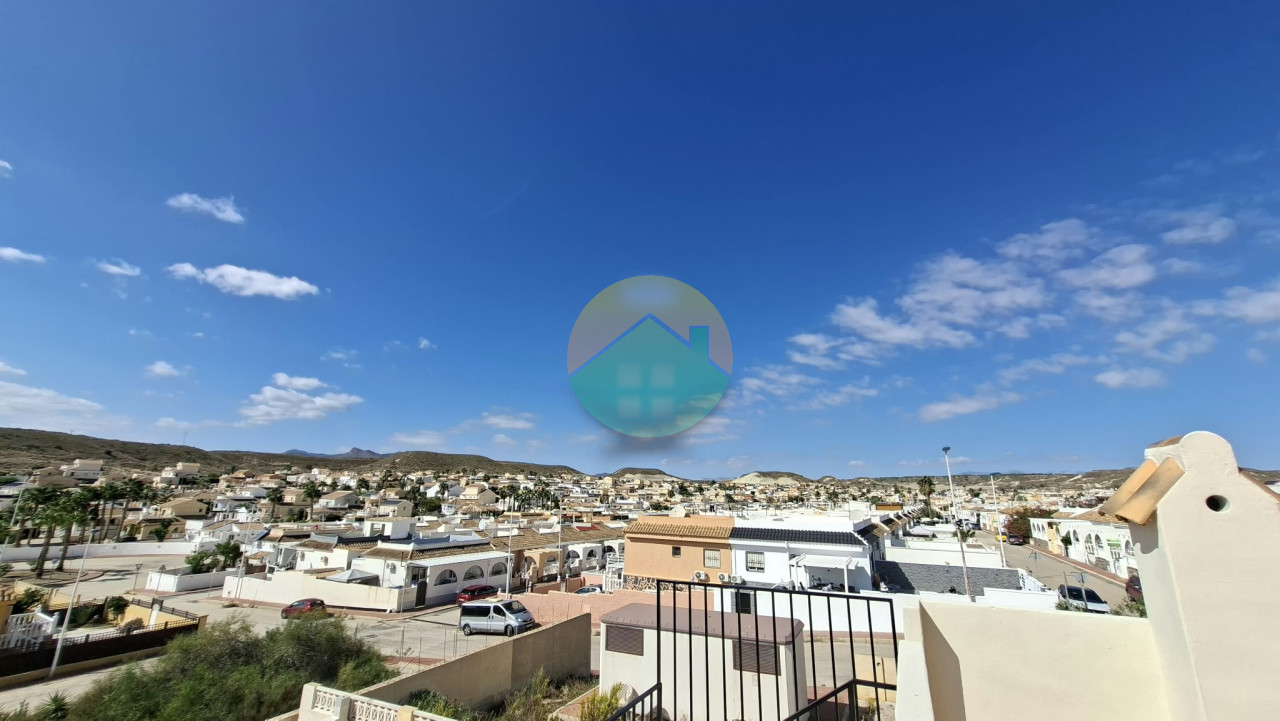 2 Bedroom Detached For sale