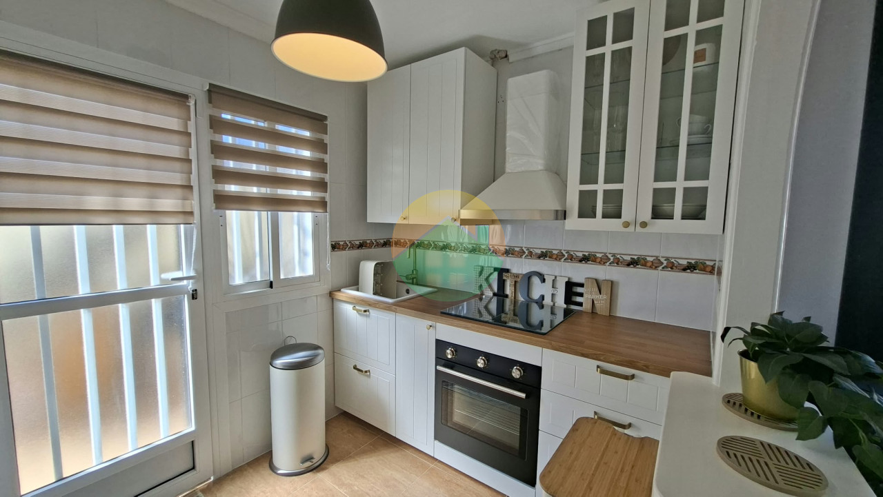 2 Bedroom Detached For sale