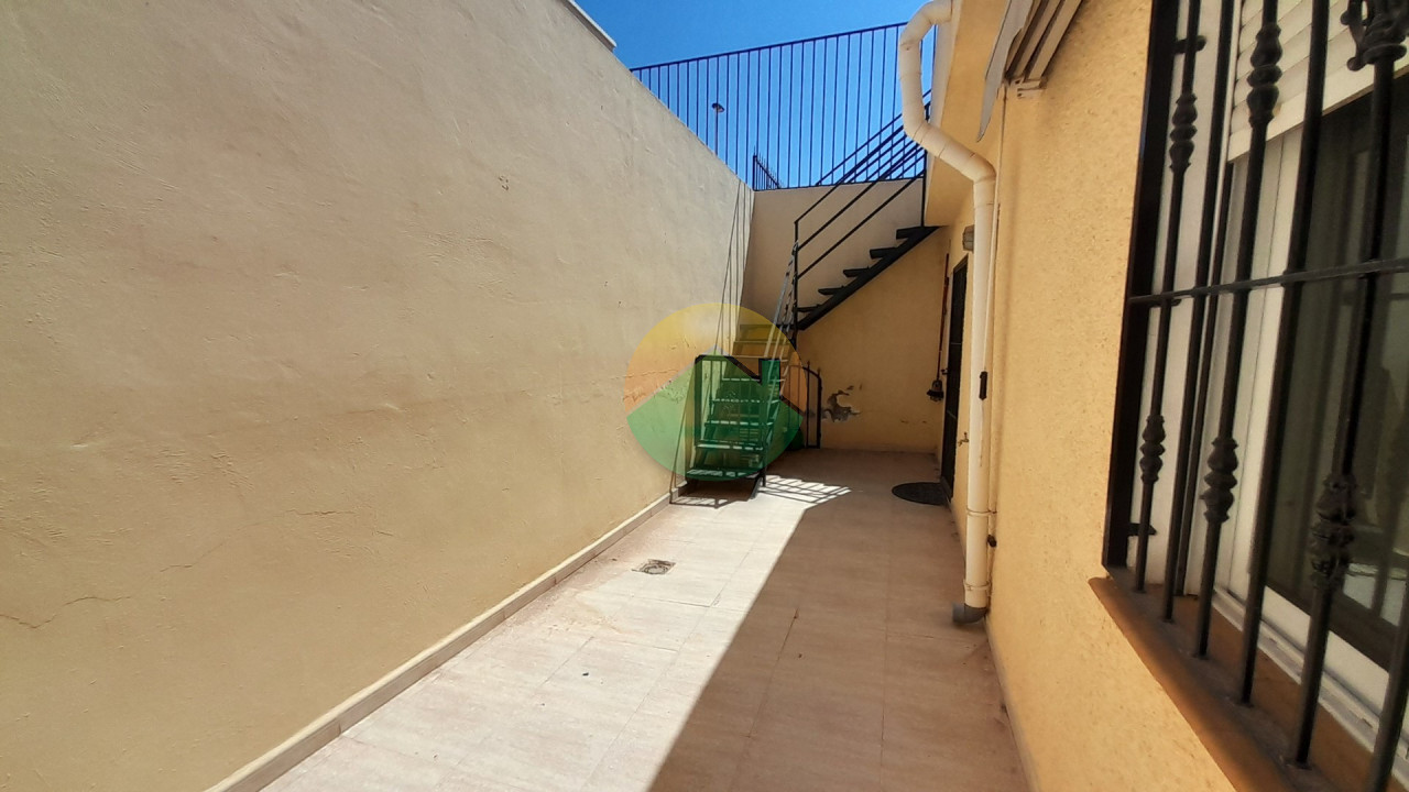 2 Bedroom Terraced For Sale
