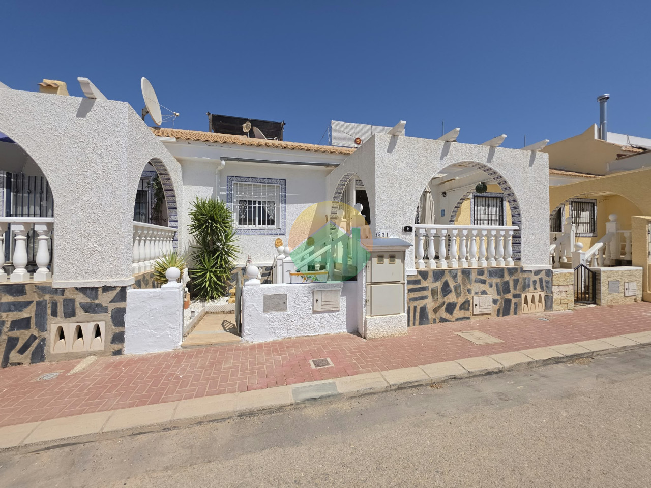 2 Bedroom Terraced For Sale